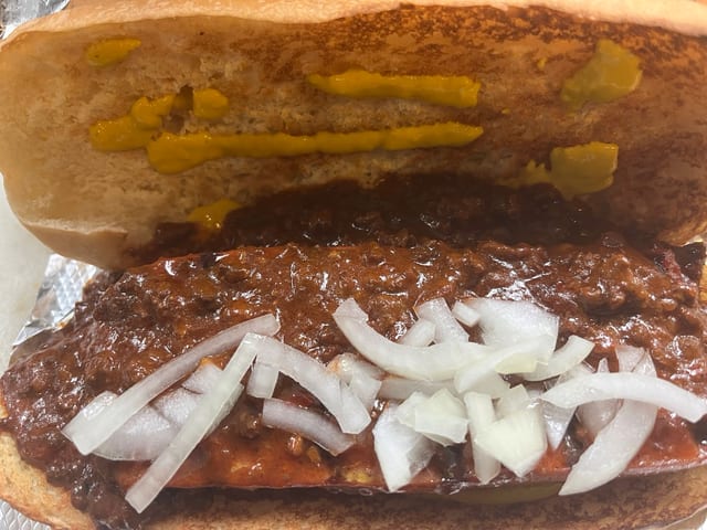 Chili Bulldog.